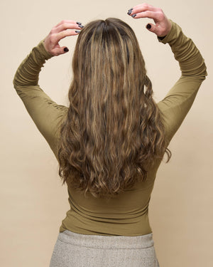 Ashy Dark Blonde 22" wavy wig — back2