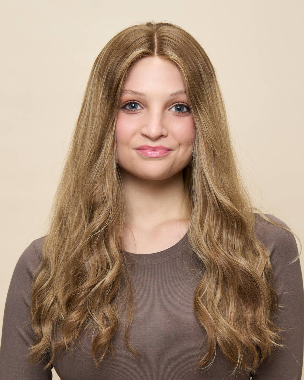 Sunkissed Blonde 22" wavy wig