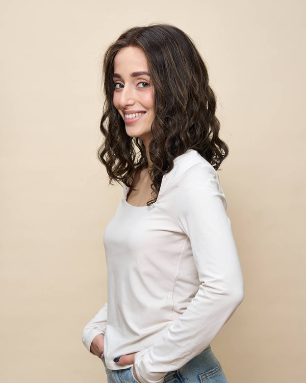 Brown + Highlights 14" wavy wig — angled3