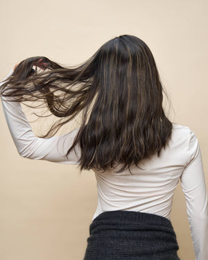 Brown + Highlights 18" straight wig — side1