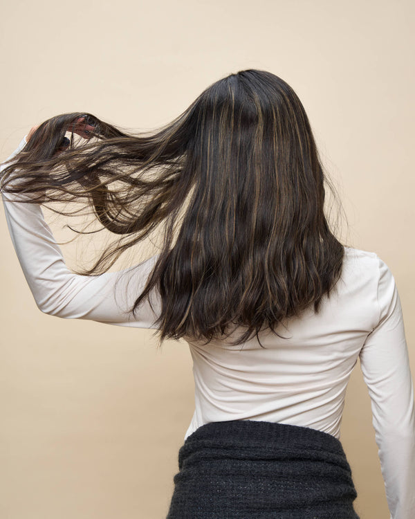 Brown + Highlights 18" straight wig — side1