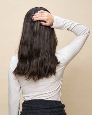Brown + Highlights 18" straight wig — side2