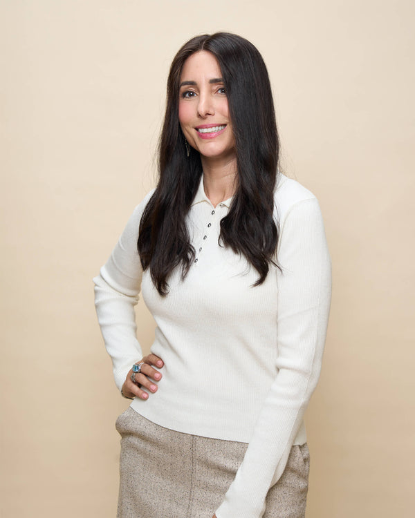 Dark Brown 18" straight wig — angled1