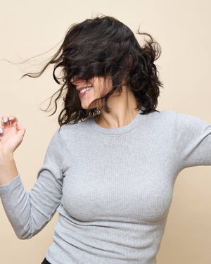 Dark Brown 13" wavy wig — side