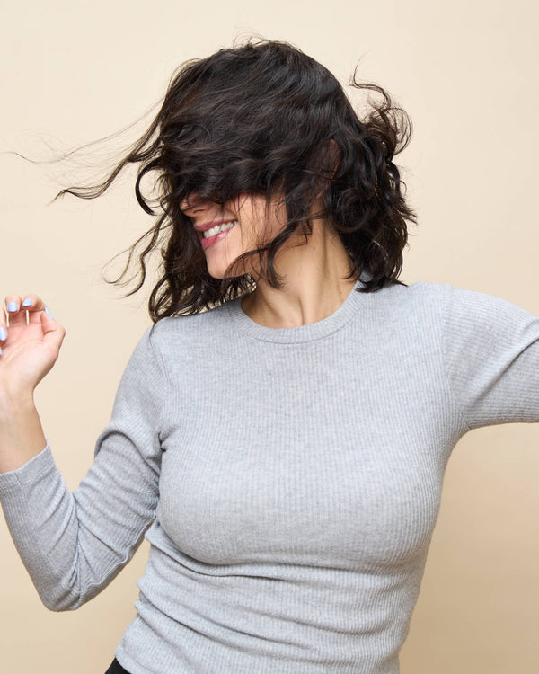 Dark Brown 13" wavy wig — side